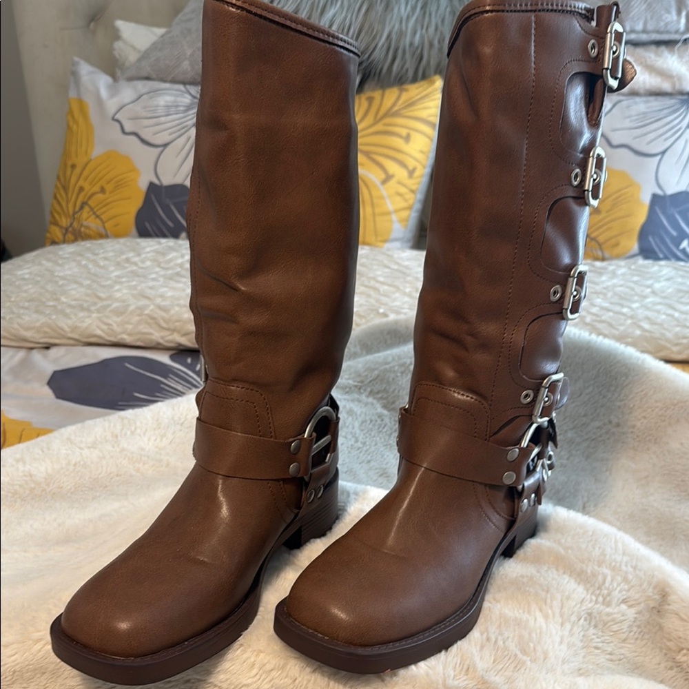 Forever Link Brown Buckle Heeled Boots